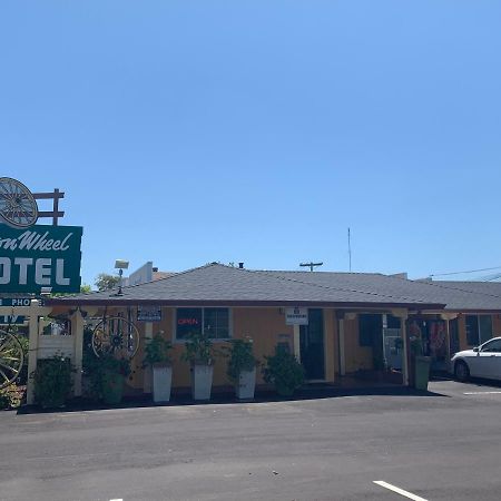 סלינס Wagon Wheel Motel מראה חיצוני תמונה